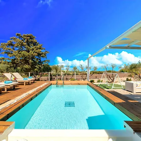 Cretan Heated Pool Villa