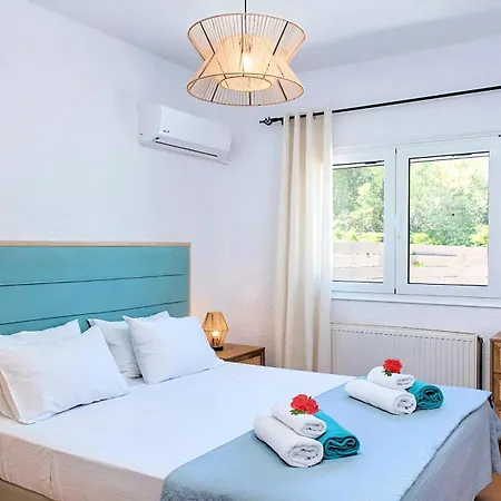 Cretan Heated Pool Villa